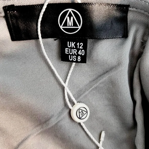 ASOS Missguided Lace Tiered High Neck Mini Dress Size 8 NWOT - Picture 9 of 10